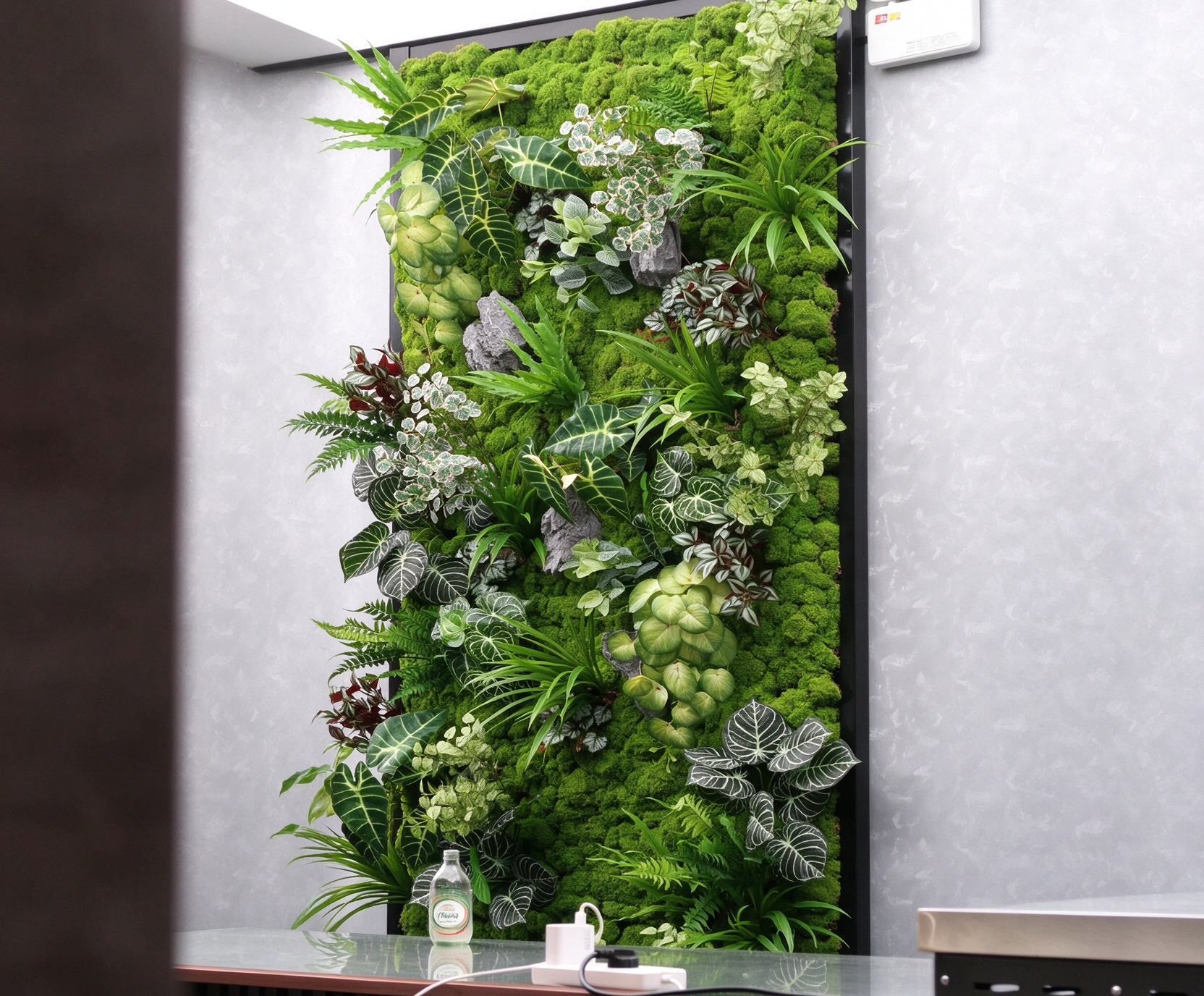 Home Decor Indoor and Outdoor Plant Wall Scene Arrangement Artificial Greenery Wall 